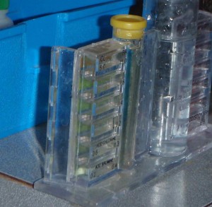 using kit to check levels of Chlorine