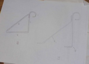 sketch of metal triangle supports